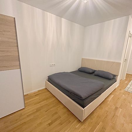 Seductive 1-Room Apt, Centre Of Stuttgart Buitenkant foto